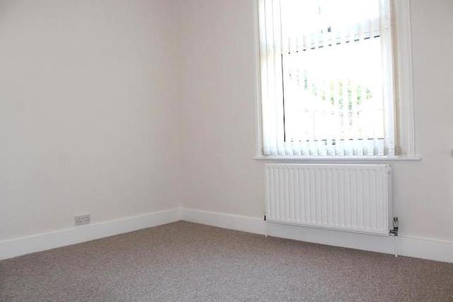  Image of 5 Bedroom Property  To Rent at College Road, Haywards Heath RH16