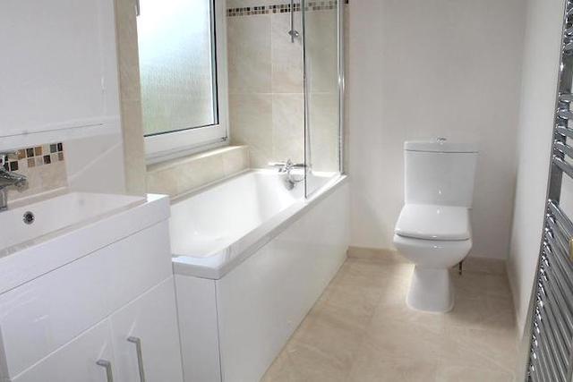  Image of 5 Bedroom Property  To Rent at College Road, Haywards Heath RH16