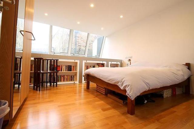  Image of 3 Bedroom Property  To Rent at Havelock Walk, London SE23