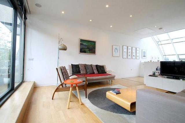  Image of 3 Bedroom Property  To Rent at Havelock Walk, London SE23