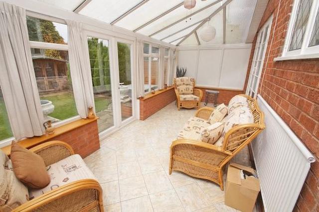  Image of 3 Bedroom Property for sale at Brueton Avenue, Bromsgrove B60
