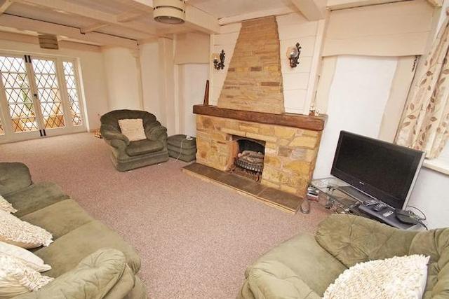  Image of 3 Bedroom Property for sale at Brueton Avenue, Bromsgrove B60