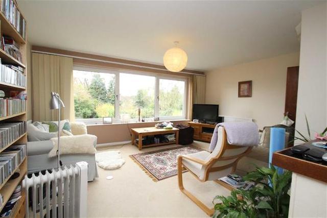 Image of 4 Bedroom Town House to rent at Dunstan Glade, St. Johns Road, Petts Wood, Orpington BR5