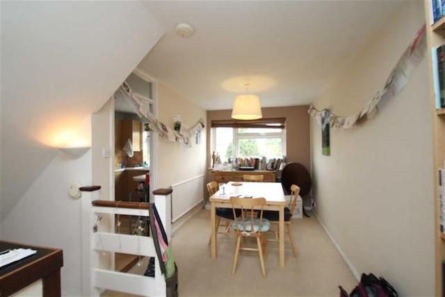  Image of 4 Bedroom Town House to rent at Dunstan Glade, St. Johns Road, Petts Wood, Orpington BR5