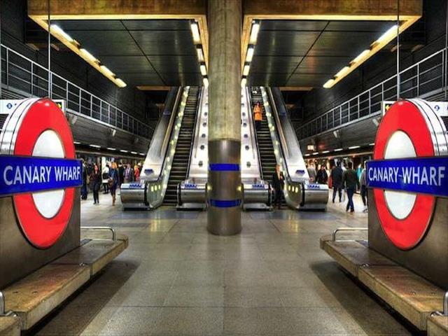  Image of 2 Bedroom Flat for sale at Bywater Square, Canary Gateway, Docklands, London E14