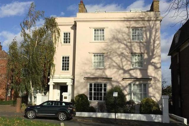  Image of 3 Bedroom Flat for sale at West Grove, London SE10