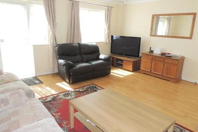  Image of 4 Bedroom End of Terrace for sale at Sharland Close, Thornton Heath CR7