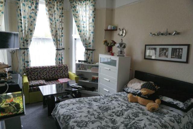  Image of Studio for sale at Upper Grosvenor Road, Tunbridge Wells TN1