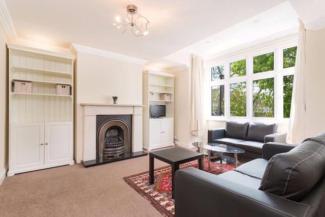  Image of 4 Bedroom Flat to rent at Merton Avenue, Chiswick, London W4