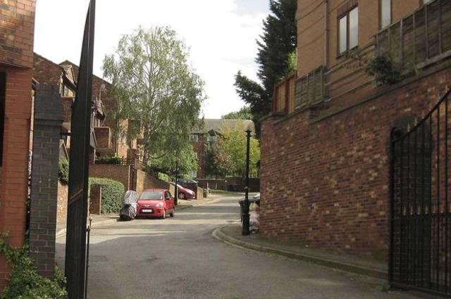  Image of 1 Bedroom Flat for sale at Maple Mews, London SW16