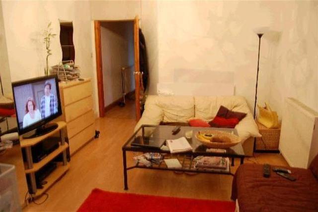 Image of 2 Bedroom Flat to rent at Cavendish Avenue, Finchley, London N3