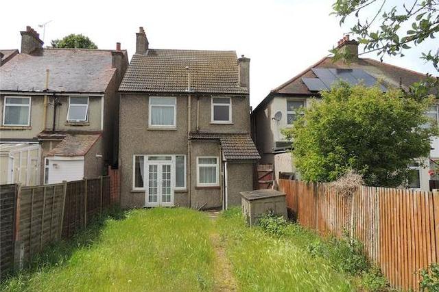  Image of 3 Bedroom Detached for sale at Lodge Road, Croydon CR0
