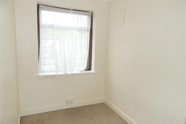  Image of 3 Bedroom Detached for sale at Lodge Road, Croydon CR0