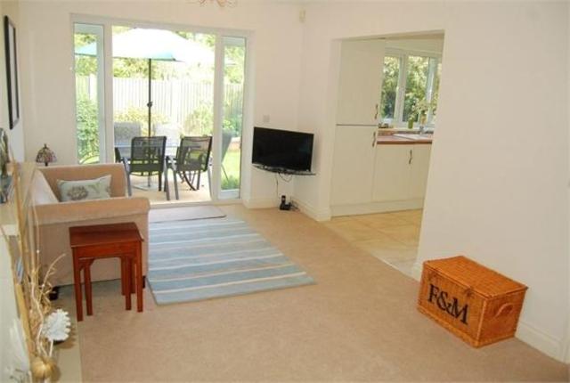  Image of 2 Bedroom Semi-Detached Bungalow for sale at Leatt Close, Broadstairs, Kent CT10