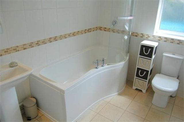  Image of 2 Bedroom Semi-Detached Bungalow for sale at Leatt Close, Broadstairs, Kent CT10