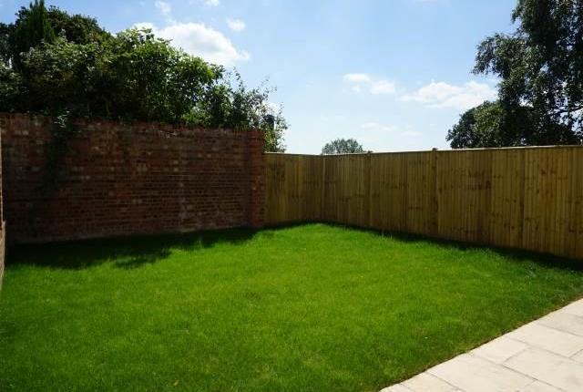  Image of 4 Bedroom Property to rent at Salomons Mews, Cambridge Gardens, Tunbridge Wells TN2