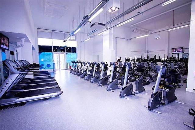  Image of 3 Bedroom Flat to rent at Bridge House, St. George Wharf, Nine Elms, London SW8