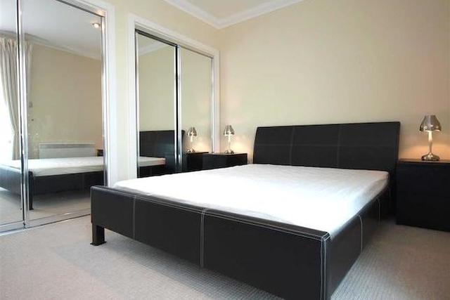  Image of 3 Bedroom Flat to rent at Bridge House, St. George Wharf, Nine Elms, London SW8