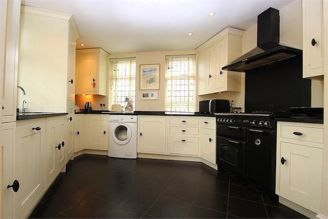  Image of 4 Bedroom Cottage for sale at Cell Farm, Church Road, Old Windsor, Berkshire SL4