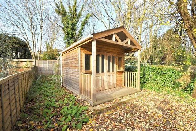  Image of 3 Bedroom Flat for sale at Sundridge Avenue, Bromley, Kent BR1