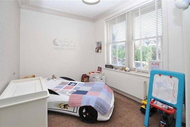  Image of 3 Bedroom Flat for sale at Sundridge Avenue, Bromley, Kent BR1