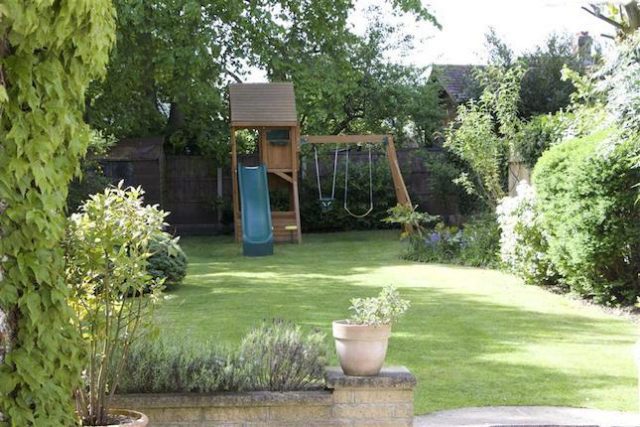  Image of 3 Bedroom Semi-Detached for sale at Petts Wood Road, Petts Wood, Orpington BR5