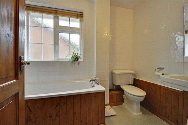  Image of 4 Bedroom Detached for sale at Lusted Hall Lane, Tatsfield, Westerham TN16