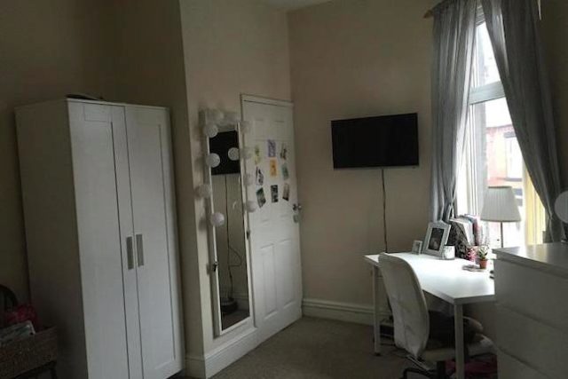  Image of 4 Bedroom Property to rent at Willowdale Road, Mossley Hill, Liverpool L18