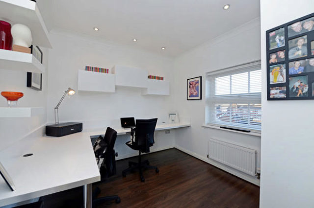  Image of 4 Bedroom Semi-Detached for sale at Stalbridge Drive, Runcorn, Sandymoor WA7