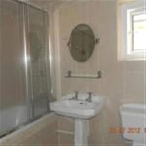  Image of 6 Bedroom Property to rent at Shelbourne Road, Bournemouth BH8