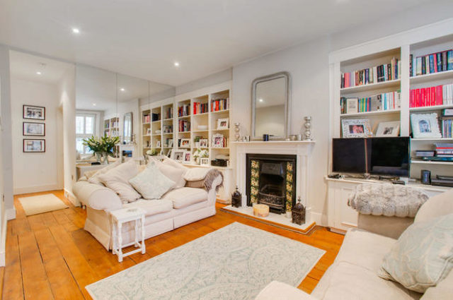  Image of 2 Bedroom Flat for sale at Crookham Road, London SW6