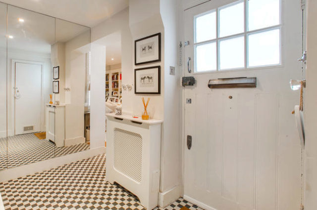  Image of 2 Bedroom Flat for sale at Crookham Road, London SW6