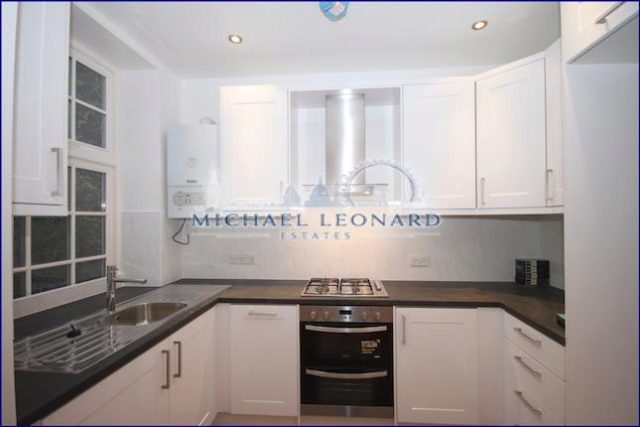  Image of 2 Bedroom Flat to rent at Fff Back, Bracknell Gardens, Hampstead NW3