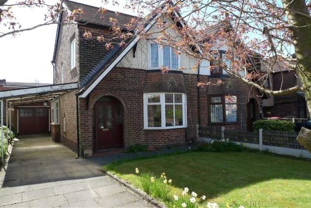 Image of 3 Bedroom Semi-Detached for sale at Newearth Road, Worsley, Manchester M28