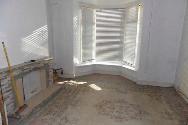  Image of 3 Bedroom Terraced for sale at Berw Road, Pontypridd CF37