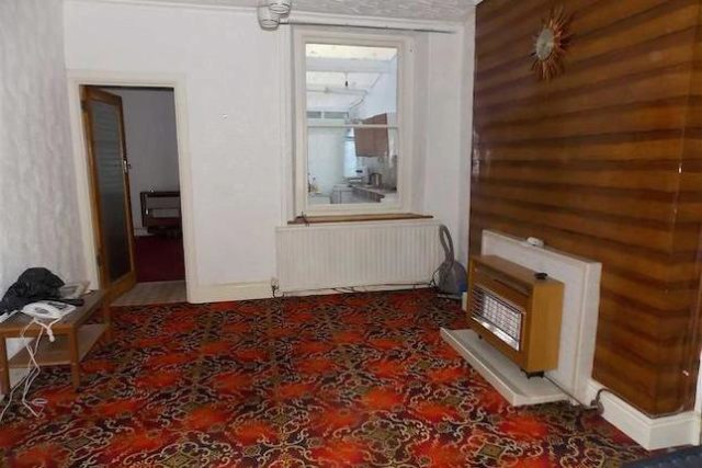  Image of 3 Bedroom Terraced for sale at Berw Road, Pontypridd CF37