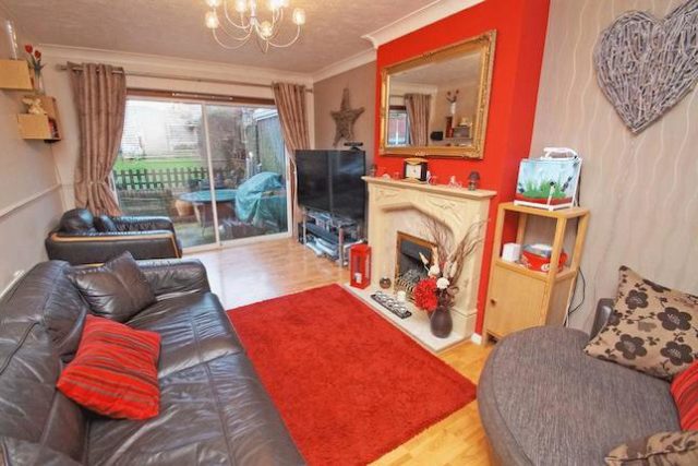  Image of 3 Bedroom Semi-Detached for sale at Pennine Road, Bromsgrove B61
