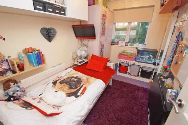  Image of 3 Bedroom Semi-Detached for sale at Pennine Road, Bromsgrove B61