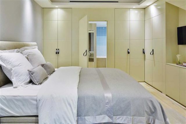  Image of 2 Bedroom Flat for sale at The Whitehouse Apartments, South Bank, London SE1