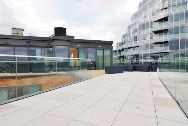  Image of 3 Bedroom Flat for sale at The Quarter Penthouses, Battersea Reach, London SW18