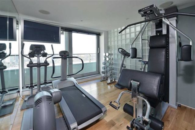  Image of 3 Bedroom Flat to rent at The Perspective Building, South Bank, London SE1