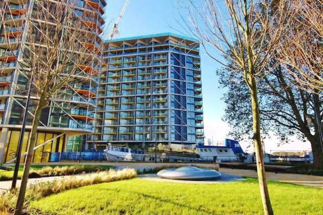  Image of 1 Bedroom Flat for sale at 4 Riverlight Quay, Nine Elms, London SW8