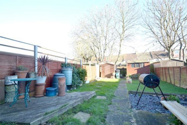  Image of 1 Bedroom Maisonette to rent at Howard Road, London SE25