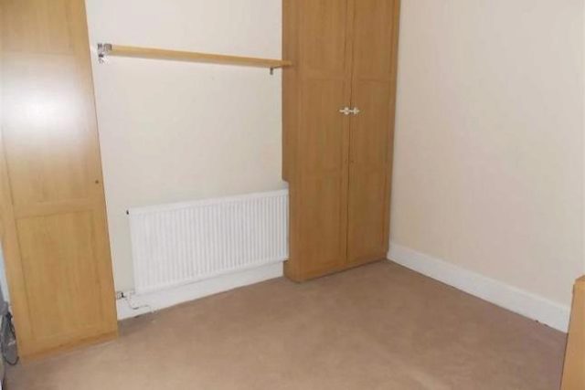  Image of 3 Bedroom Terraced for sale at Berw Road, Pontypridd CF37