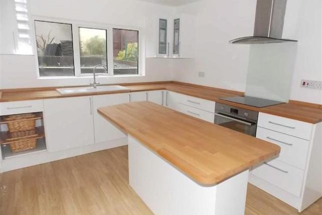  Image of 3 Bedroom Terraced for sale at Crawshay Street, Ynysybwl, Pontypridd CF37