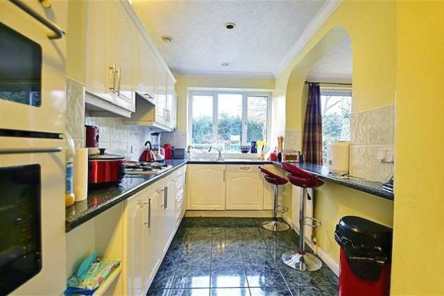  Image of 5 Bedroom Semi-Detached for sale at Petts Wood Road, Petts Wood, Orpington BR5