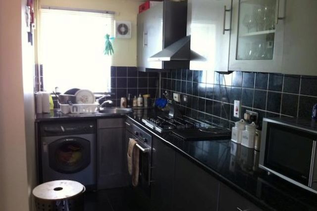  Image of 2 Bedroom End of Terrace to rent at Felstead Steet, Hackney E9
