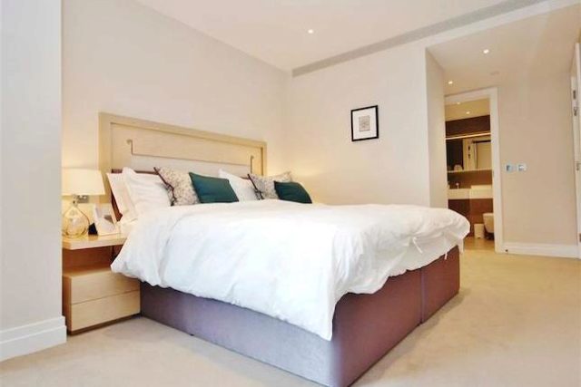  Image of 2 Bedroom Flat for sale at Three Riverlight Quay, Nine Elms, London SW8