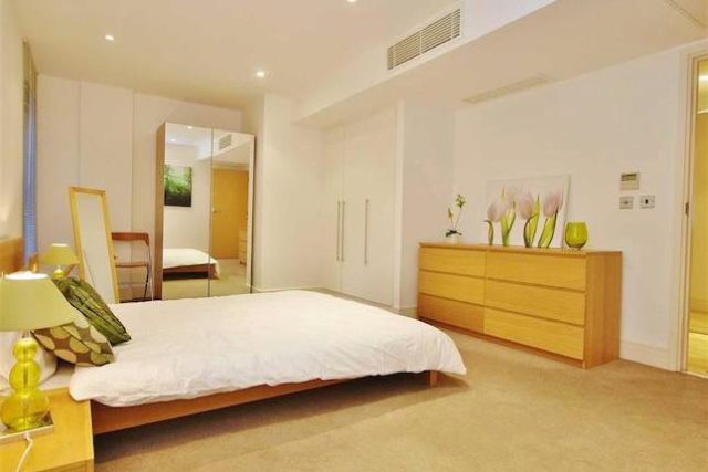  Image of 2 Bedroom Flat to rent at Cavendish House, Westminster, London SW1P