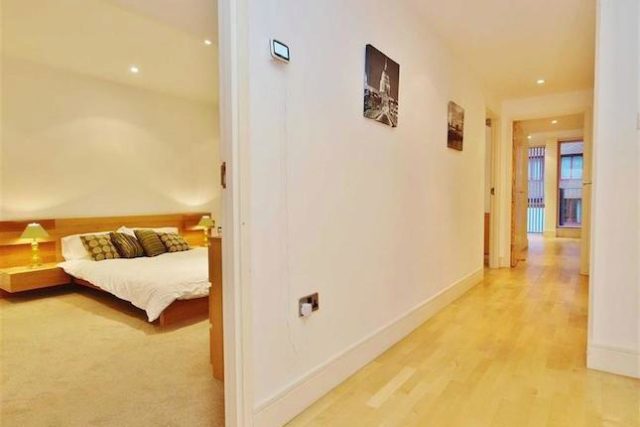  Image of 2 Bedroom Flat to rent at Cavendish House, Westminster, London SW1P